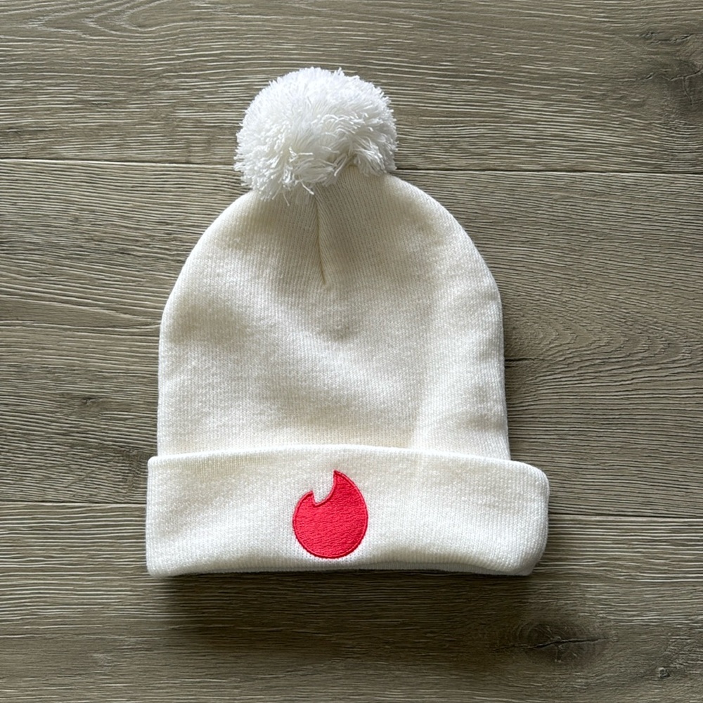 NWOT Tinder beanie
